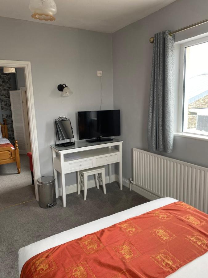 Clonmore Lodge B&B Quilty Zewnętrze zdjęcie