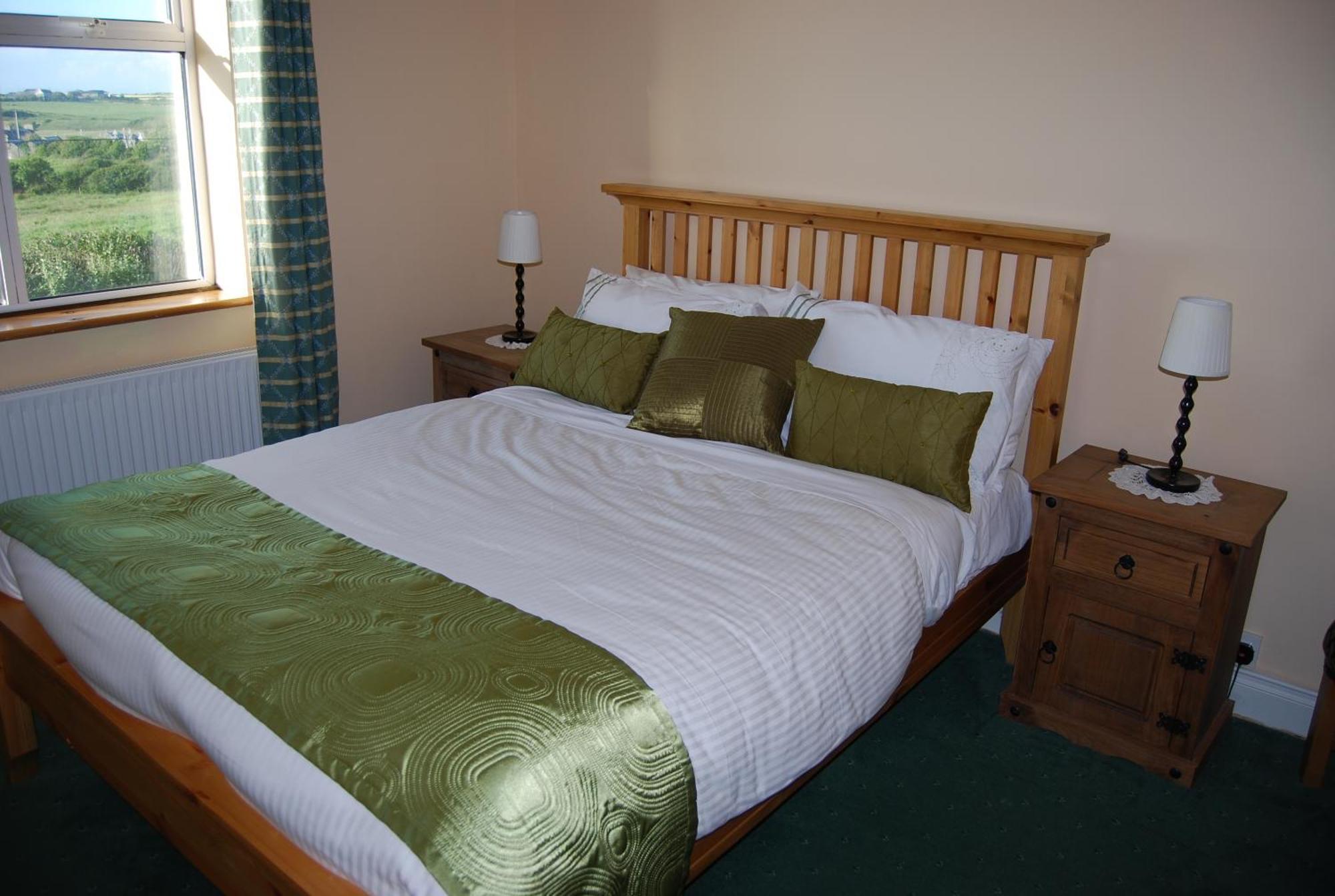Clonmore Lodge B&B Quilty Zewnętrze zdjęcie